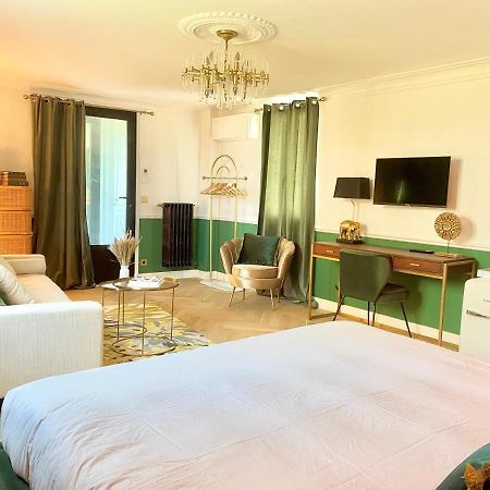 Villa Caprice 식스포즈레스플라지스 외부 사진